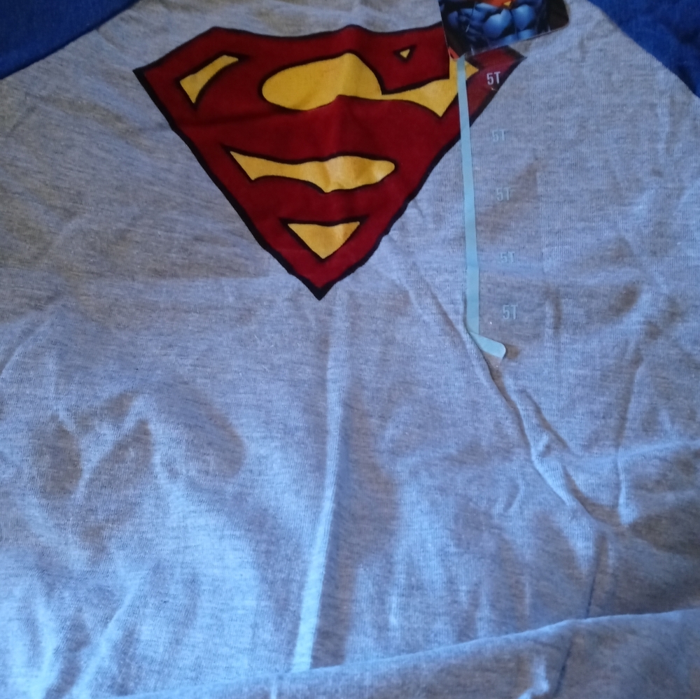 Superman 5T t-shirt New with tags